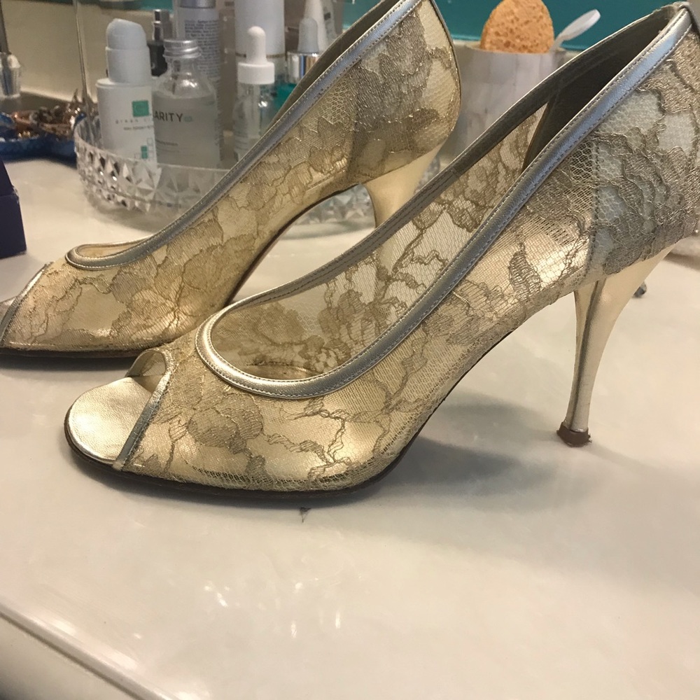 STUART WEITZMAN Gold lace “Lingerie” evening shoes
